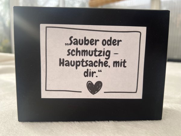 Geschenkbox Bio-Seife auf Heilwolle – handgemacht, natürlich, zum Schmunzeln