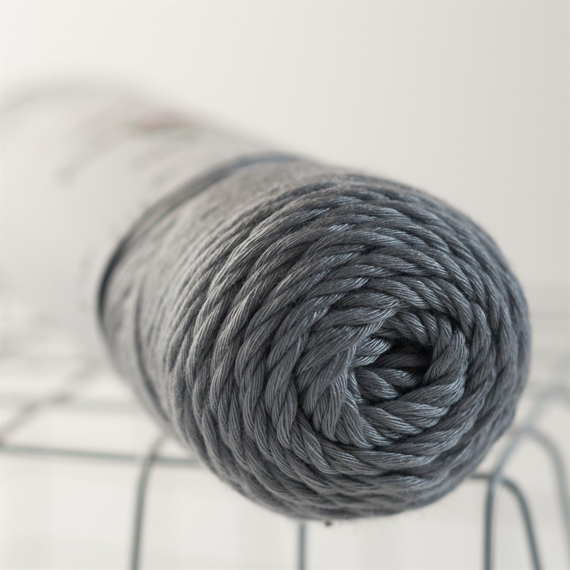 grigio-grau